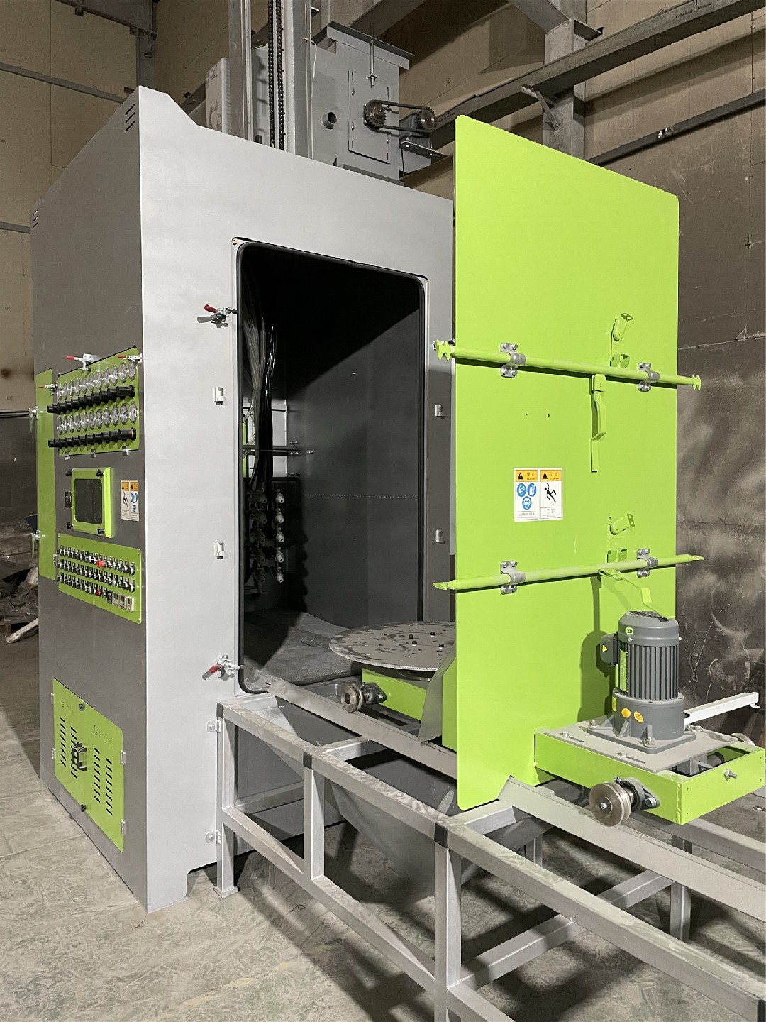 電動(dòng)轉(zhuǎn)臺(tái)自動(dòng)噴砂機(jī)，轉(zhuǎn)臺(tái)式自動(dòng)噴砂機(jī)